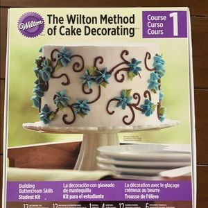 3/$7 Wilton Cake Decorating Method 1